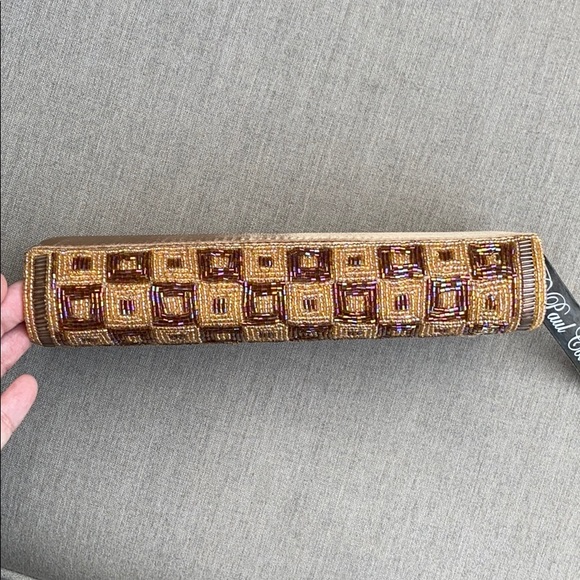 Beaded Clutch - Picture 2 of 4